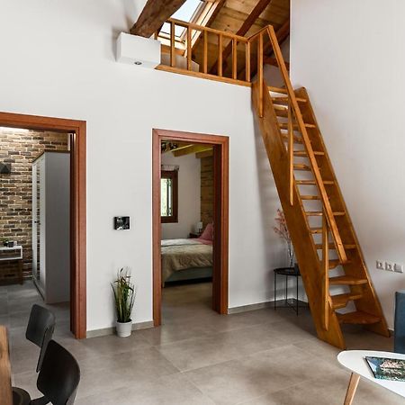 Eloise Apartments Ágios Matthaíos エクステリア 写真