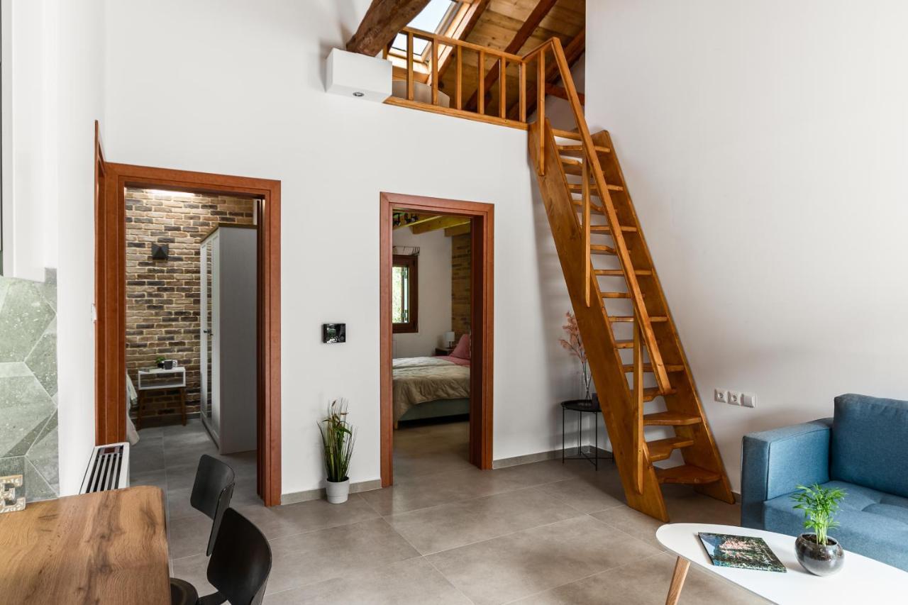 Eloise Apartments Ágios Matthaíos エクステリア 写真